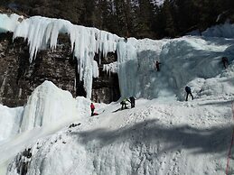 Samesun Banff - Hostel