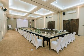 Grand Istana Rama Hotel