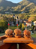 Hotel Village Le Canton