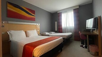 Bes Hotel Bergamo West