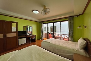 Me Mee Place & Tour Krabi