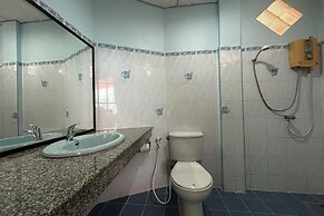 Me Mee Place & Tour Krabi