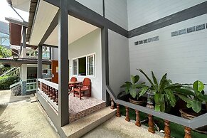 Me Mee Place & Tour Krabi