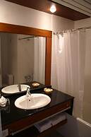 Le Stanley Hotel and Suites