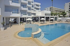 Okeanos Beach Boutique Hotel