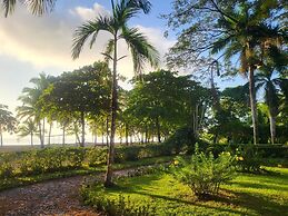 Agua Dulce On The Beach