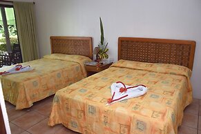 Agua Dulce On The Beach