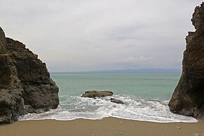 Agua Dulce On The Beach