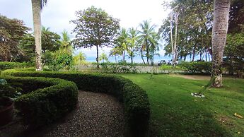 Agua Dulce On The Beach