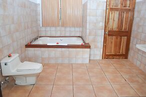 Agua Dulce On The Beach