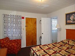 Pine Ridge Motel