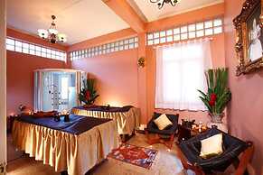 De Chai Colonial Hotel & Spa