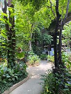 Yantarasri Resort