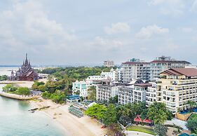Pattaya Modus Beachfront Resort