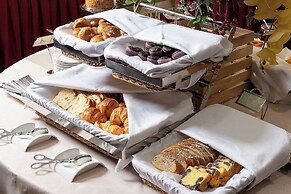 Best Western Premier Tuushin Hotel