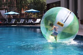 Novotel Goa Candolim Hotel