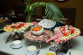 Le Ndiambour Hôtel et Résidence