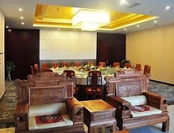 Ramada Linyi North
