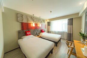 ibis Lanzhou Dongfanghong Plaza Hotel