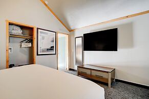 Explorer Cabins At Yellowstone