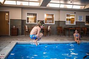 Explorer Cabins At Yellowstone