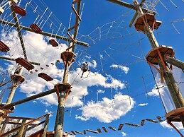 Explorer Cabins At Yellowstone