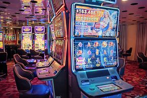 Salto Hotel & Casino