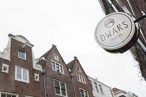 Hotel Dwars