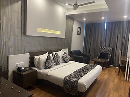 Hotel Narula's Aurrum