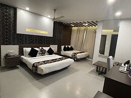 Hotel Narula's Aurrum