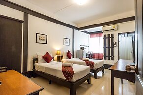 Sakulchai Place Hotel