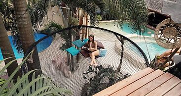 ME Hotel in Montañita Estates