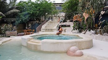ME Hotel in Montañita Estates