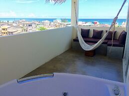 ME Hotel in Montañita Estates