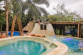 ME Hotel in Montañita Estates
