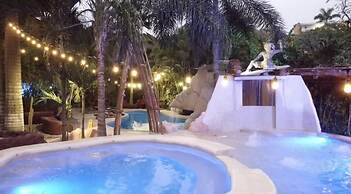 ME Hotel in Montañita Estates