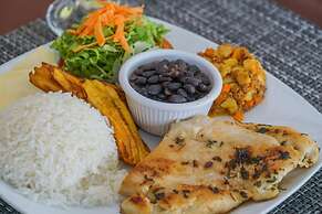 Heliconias Lodge and Rainforest