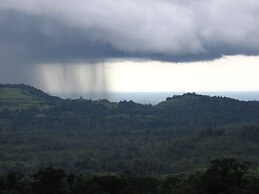 Heliconias Lodge and Rainforest