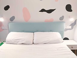 Hostal Carmen by gaiarooms