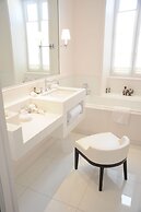 Villa Clarisse & Spa by Olivier Claire