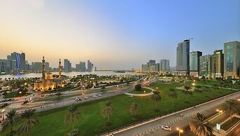 Al Majaz Premiere Hotel Apartment