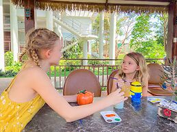 Carmelina Beach Resort