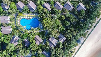 Carmelina Beach Resort