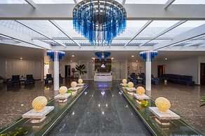 Carmelina Beach Resort