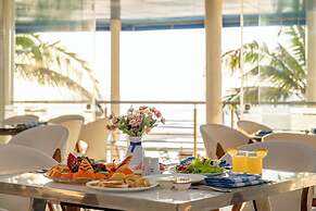 Carmelina Beach Resort