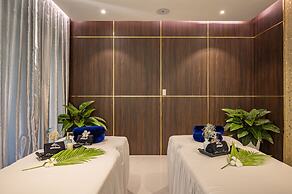 Carmelina Beach Resort