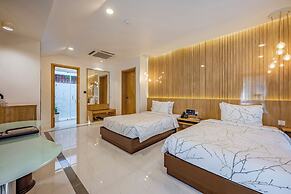 Carmelina Beach Resort