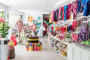 Carmelina Beach Resort