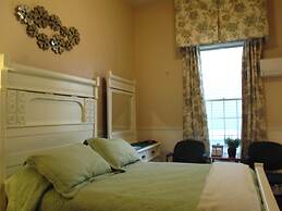 Garden South Park Inn