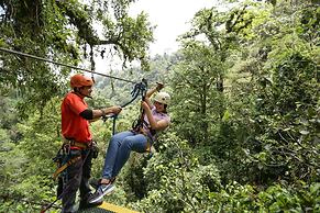 Arenal Paraíso Resort & Thermo Mineral Hot Springs
